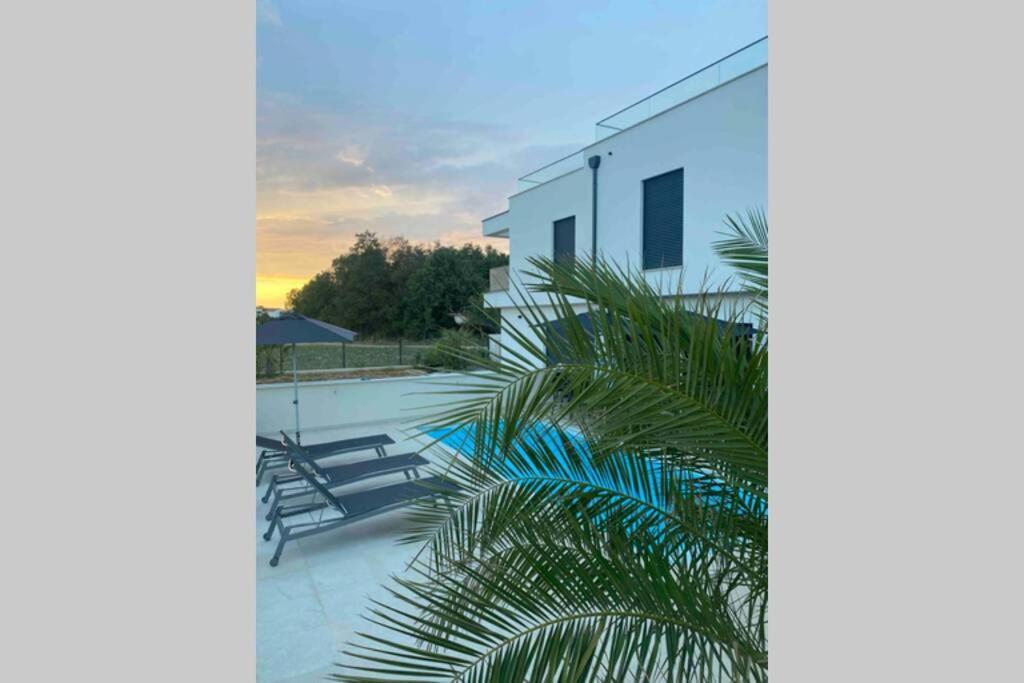 Villa Lujo Porec Funtana Bagian luar foto