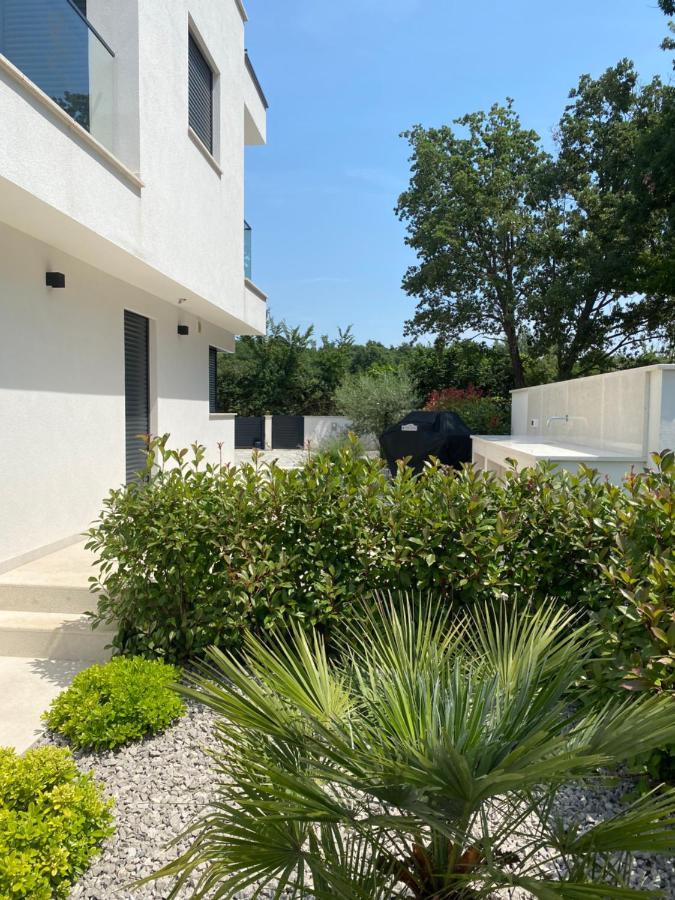 Villa Lujo Porec Funtana Bagian luar foto